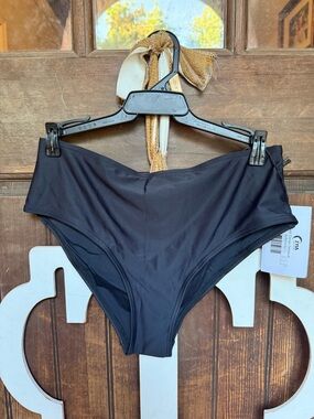 Zyia Black Classic Swim Bottoms, NWTIB